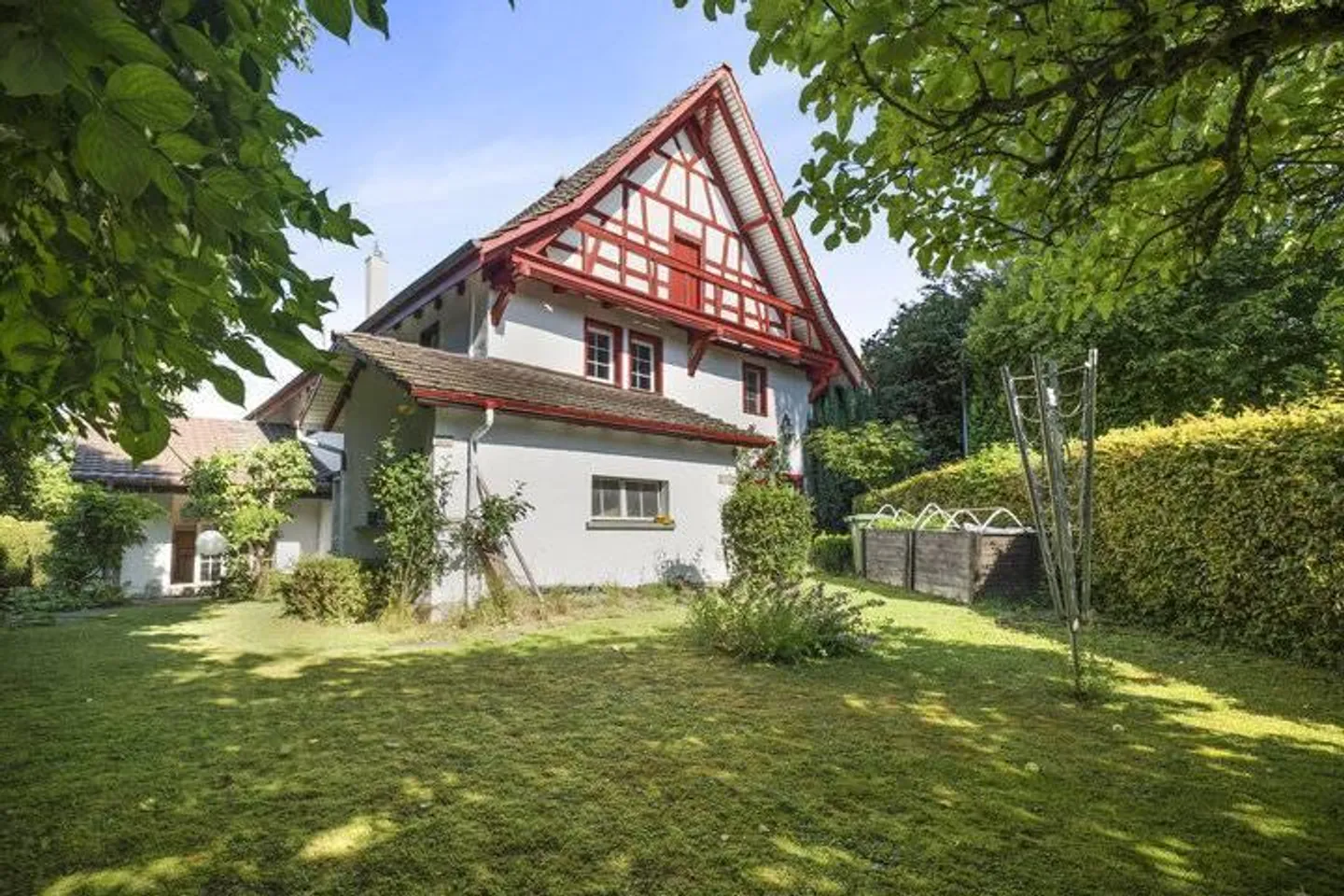 Exclusive Country House with History - Ideal for Multi-Generational Living in Steinmaur - Photo 1 of 9