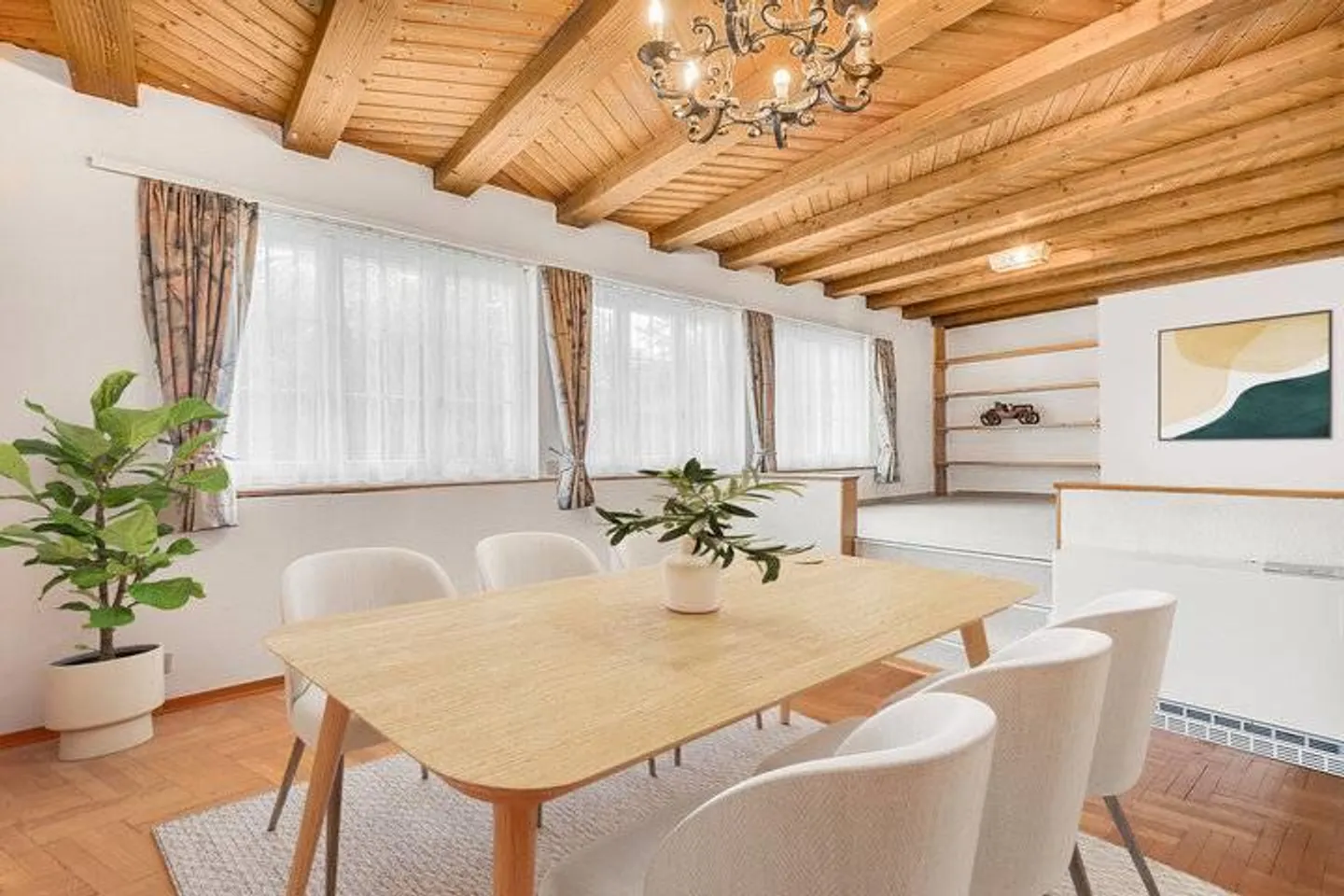 Exclusive Country House with History - Ideal for Multi-Generational Living in Steinmaur - Photo 4 of 9