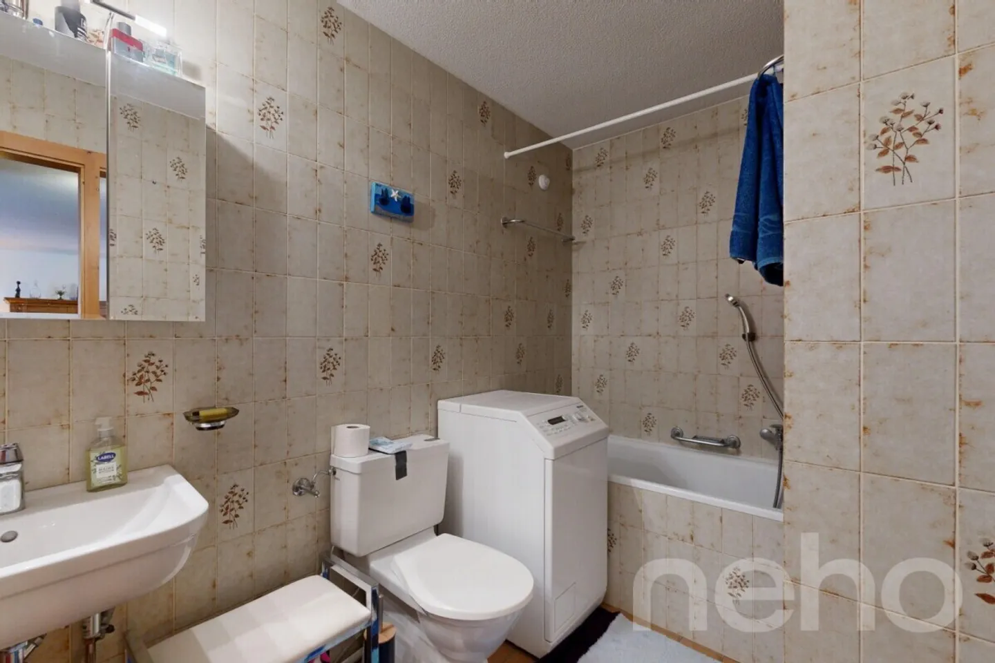 Bright Apartment with Panoramic Mountain Views ? Ideal Second Home - Photo 10 of 10