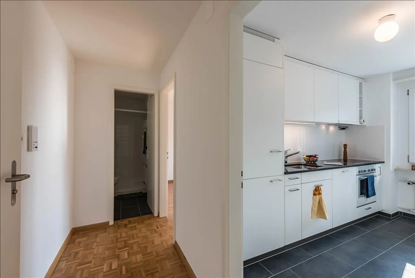 Appartement à louer - Photo 2 sur 10