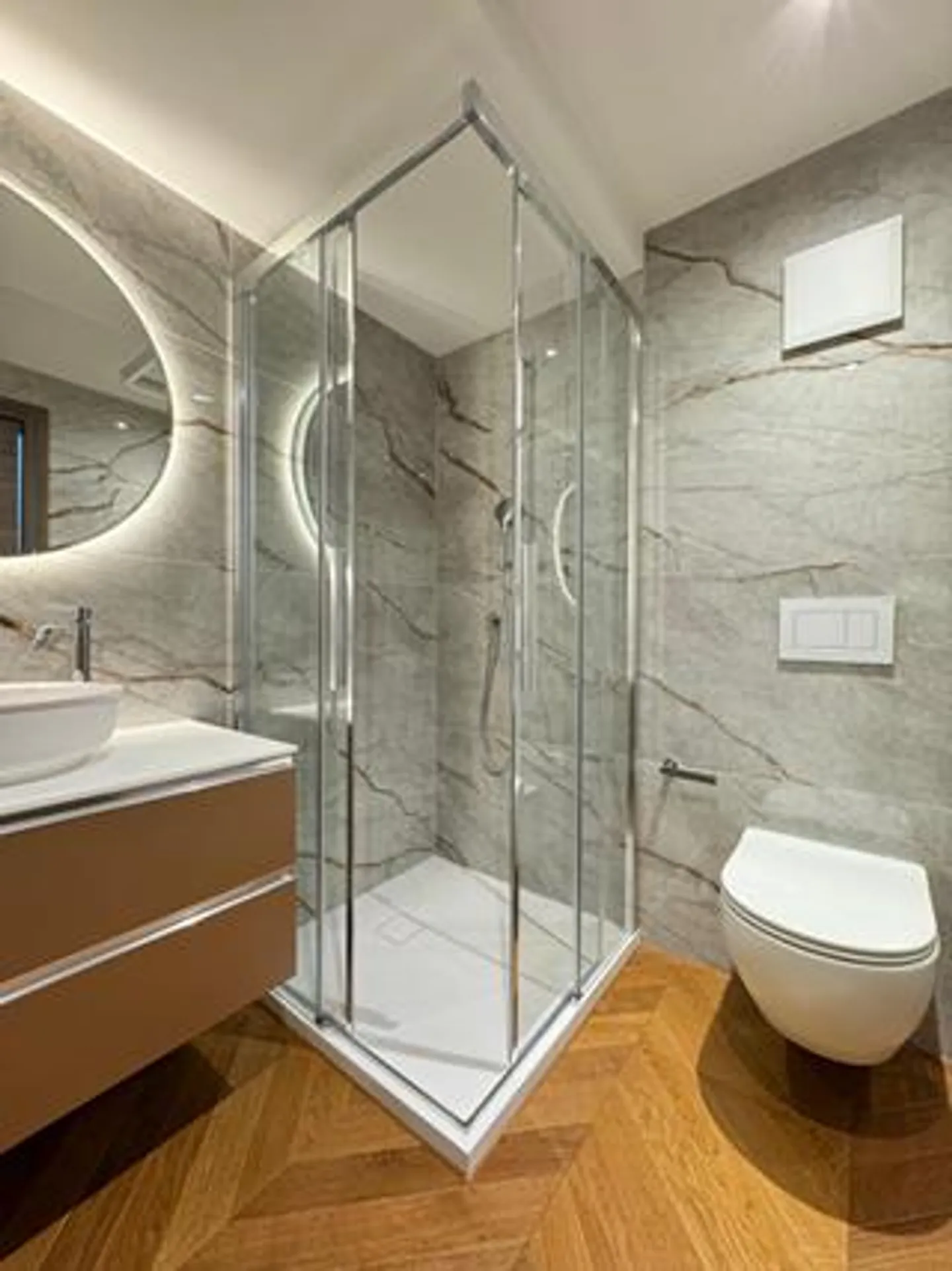 4.5 Hochwertige Wohnung zur Miete im Zentrum von Lugano - Foto 20 von 20