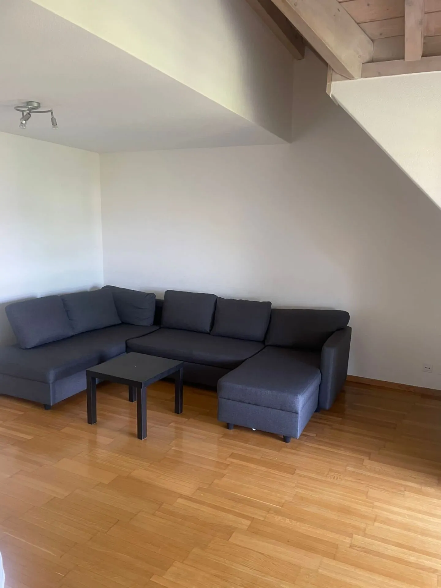 Geräumige 2.5-Zimmerwohnung sucht Mieter! - Foto 3 von 7