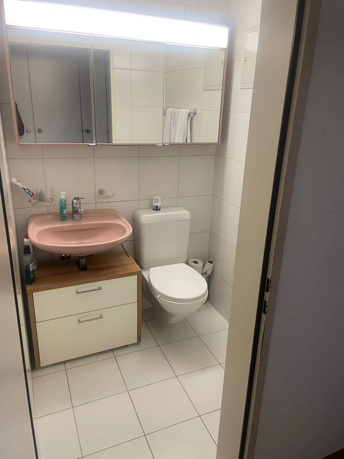 Geräumige 2.5-Zimmerwohnung sucht Mieter! - Foto 6 von 7
