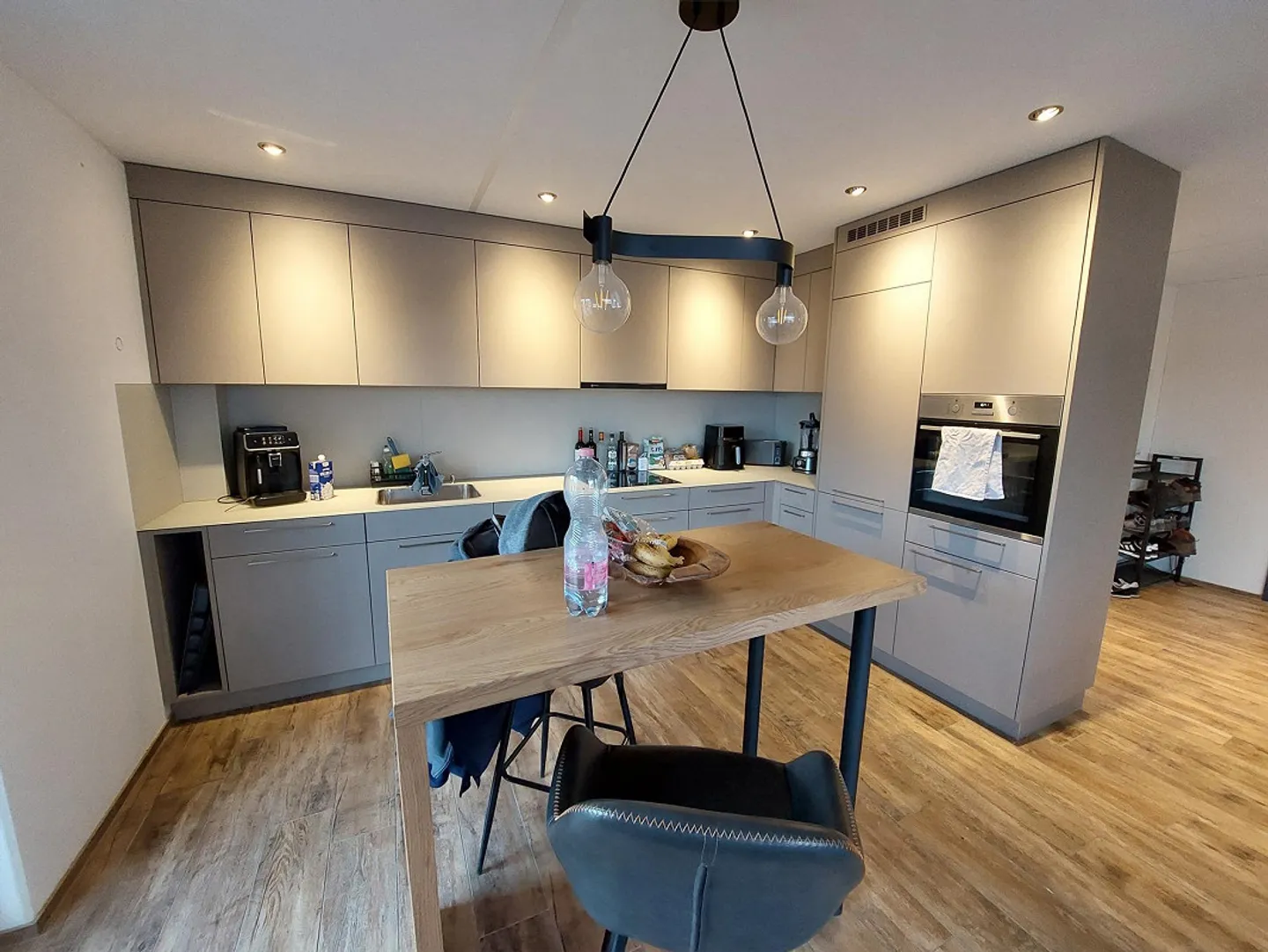 Modern 2.5 Room Apartment Near the Train Station - Photo 3 of 7