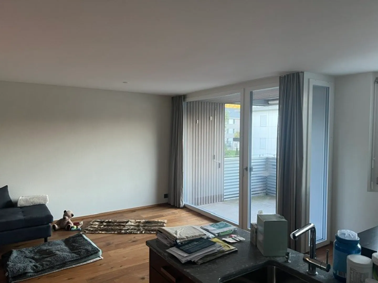 Apartment for rent - Photo 2 of 5