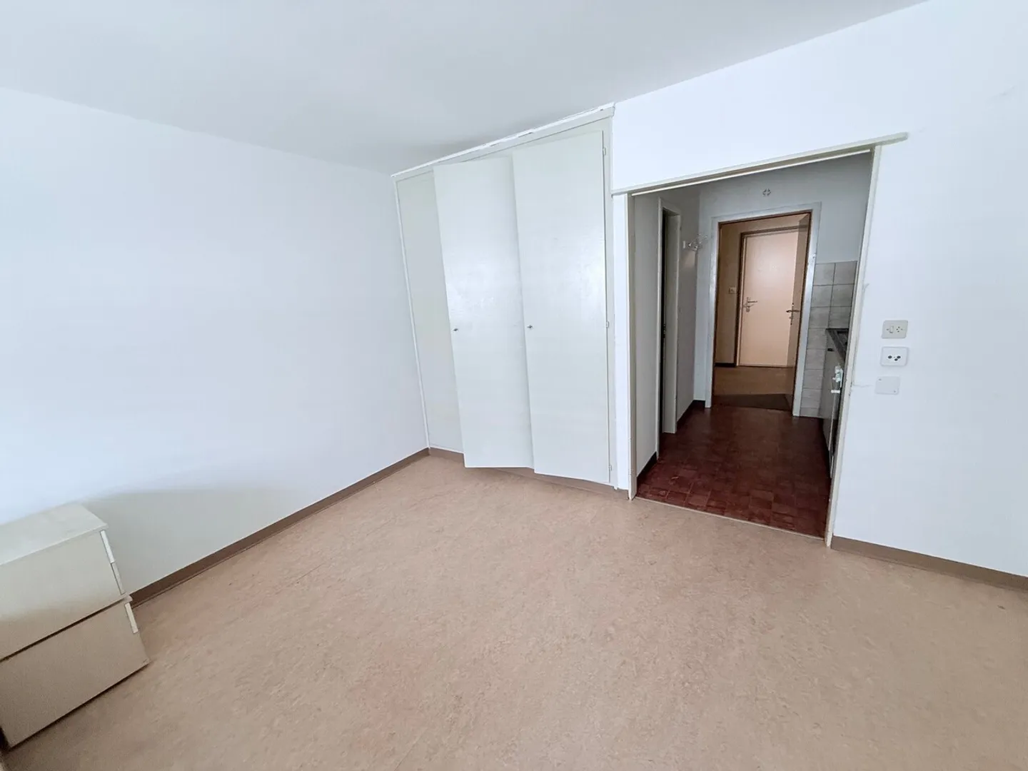 Studio à louer à Biel/Bienne. - Foto 4 von 4