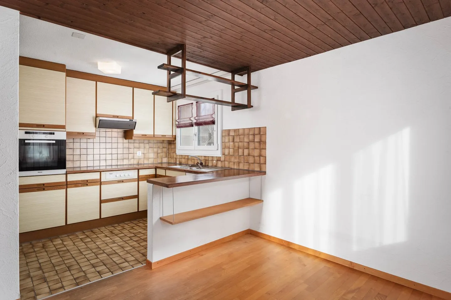 Sunny prospects for your new chapter! - Photo 6 of 20