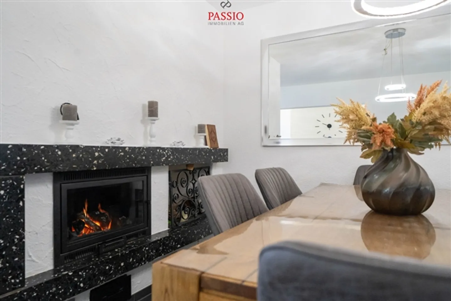 Well-kept 6-room family apartment in a quiet location with top connections - Photo 5 of 20