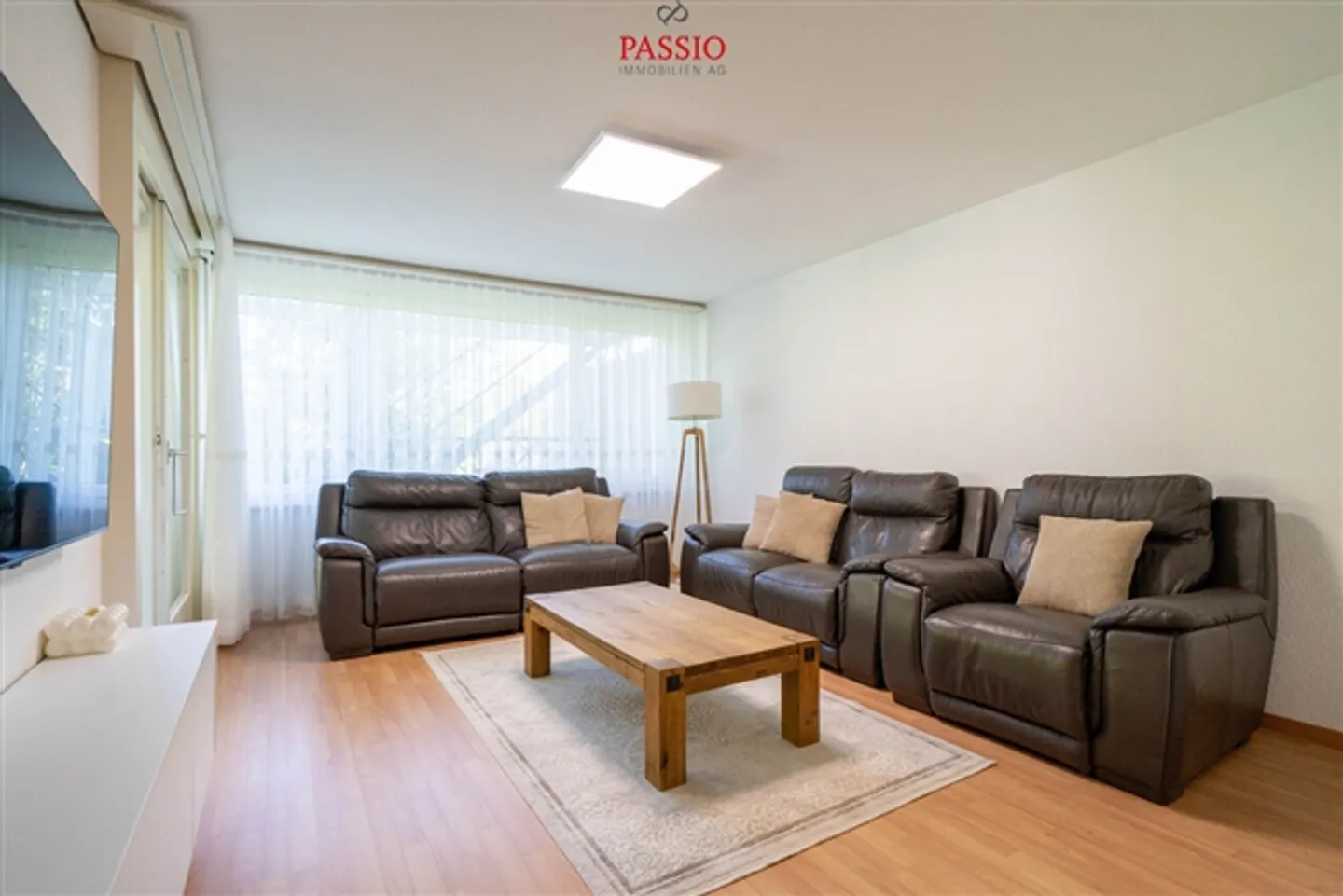 Well-kept 6-room family apartment in a quiet location with top connections - Photo 6 of 20