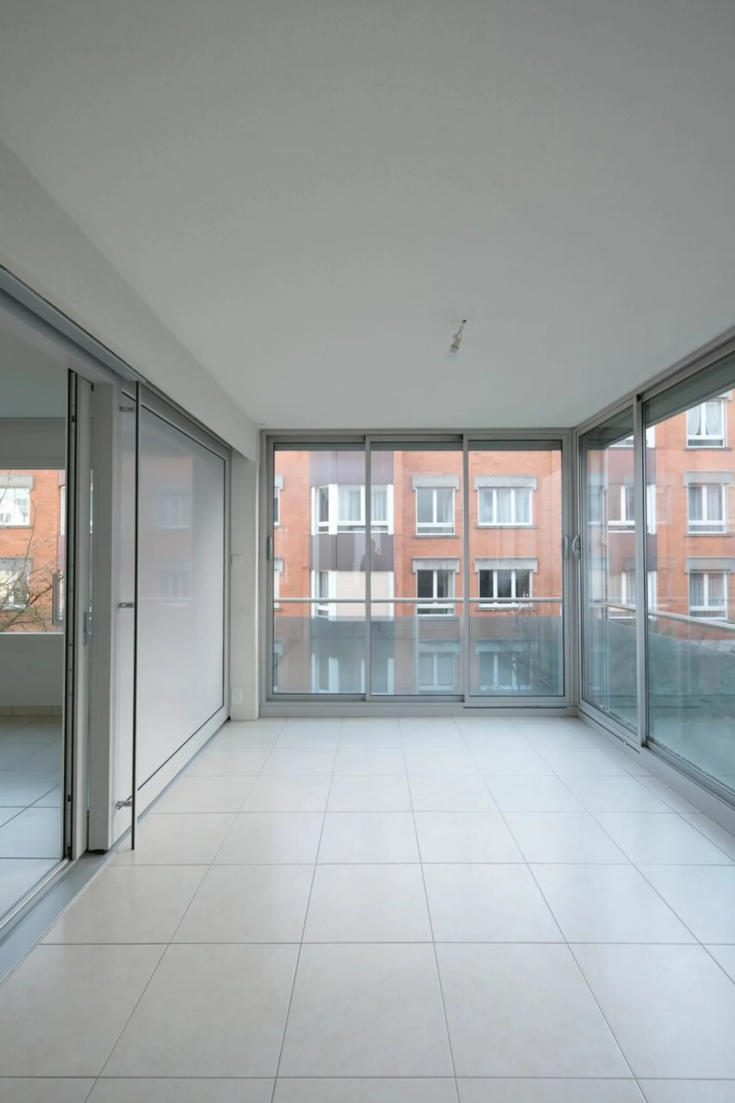 4.5 Z'-Apartment on the 1st floor with hobby room, cellar and two parking spaces - Photo 4 of 13