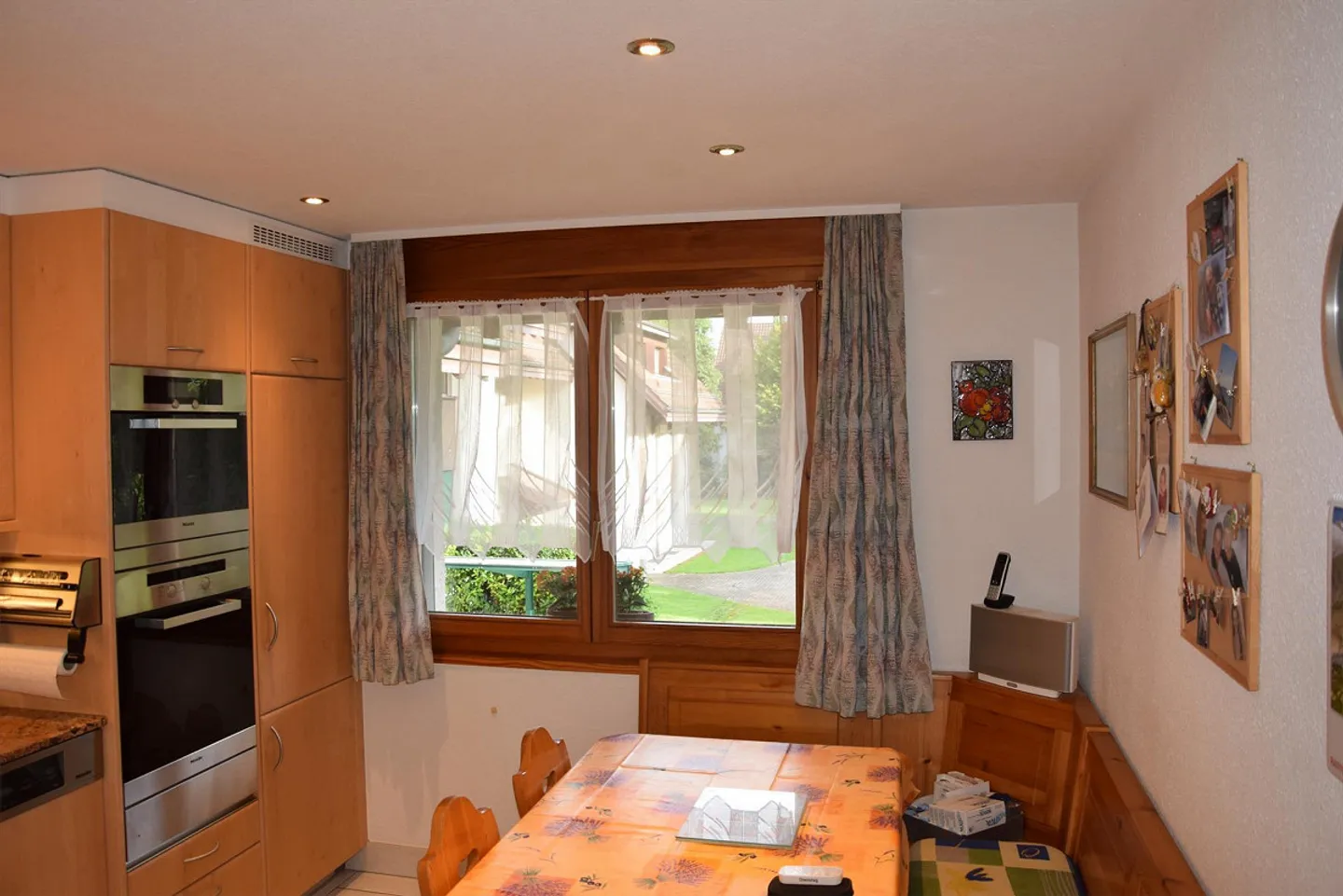 Appartement 4 pièces au 1er étage avec salle de bricolage et place de parking souterrain - Photo 13 sur 17