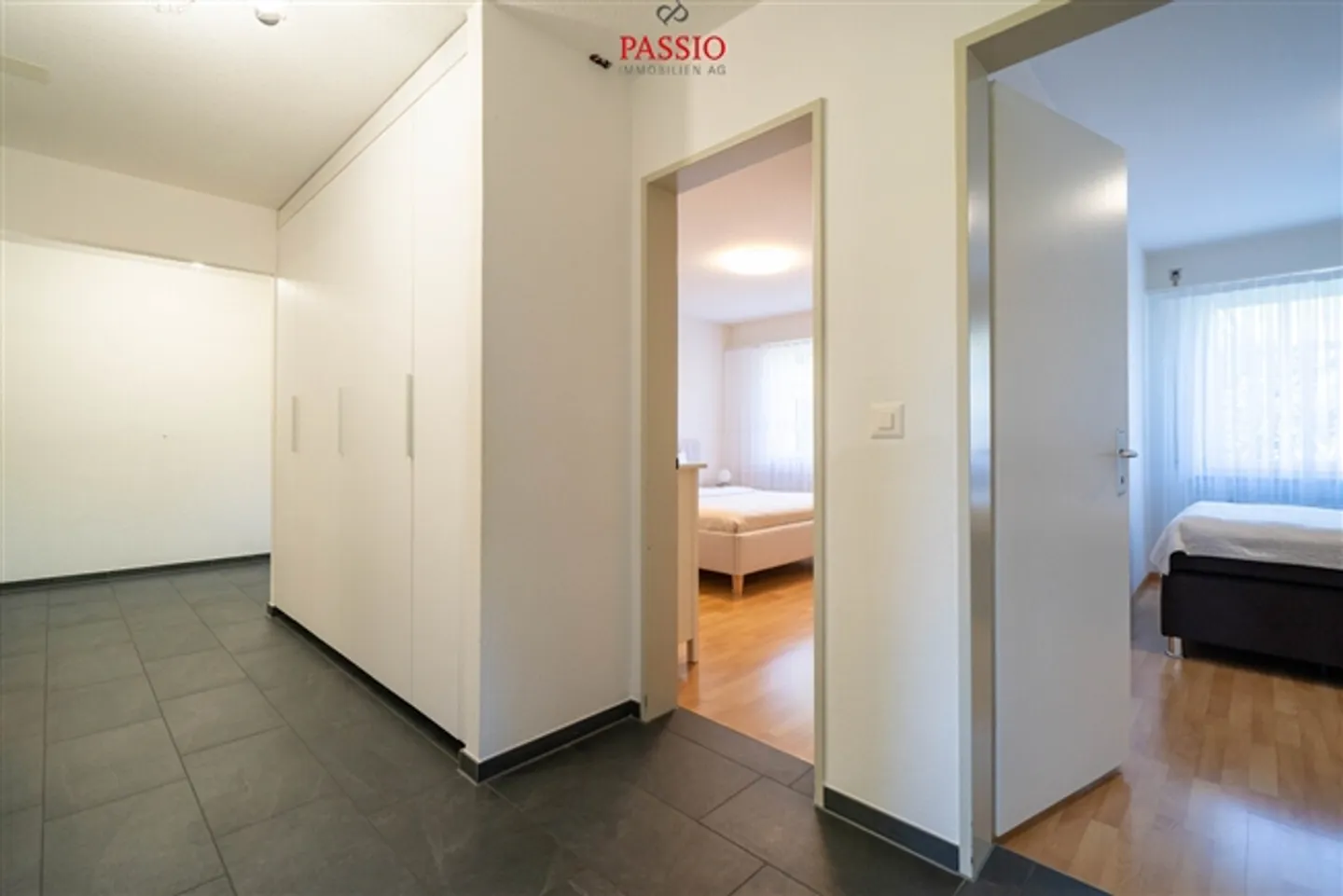 Well-kept 6-room family apartment in a quiet location with top connections - Photo 13 of 20