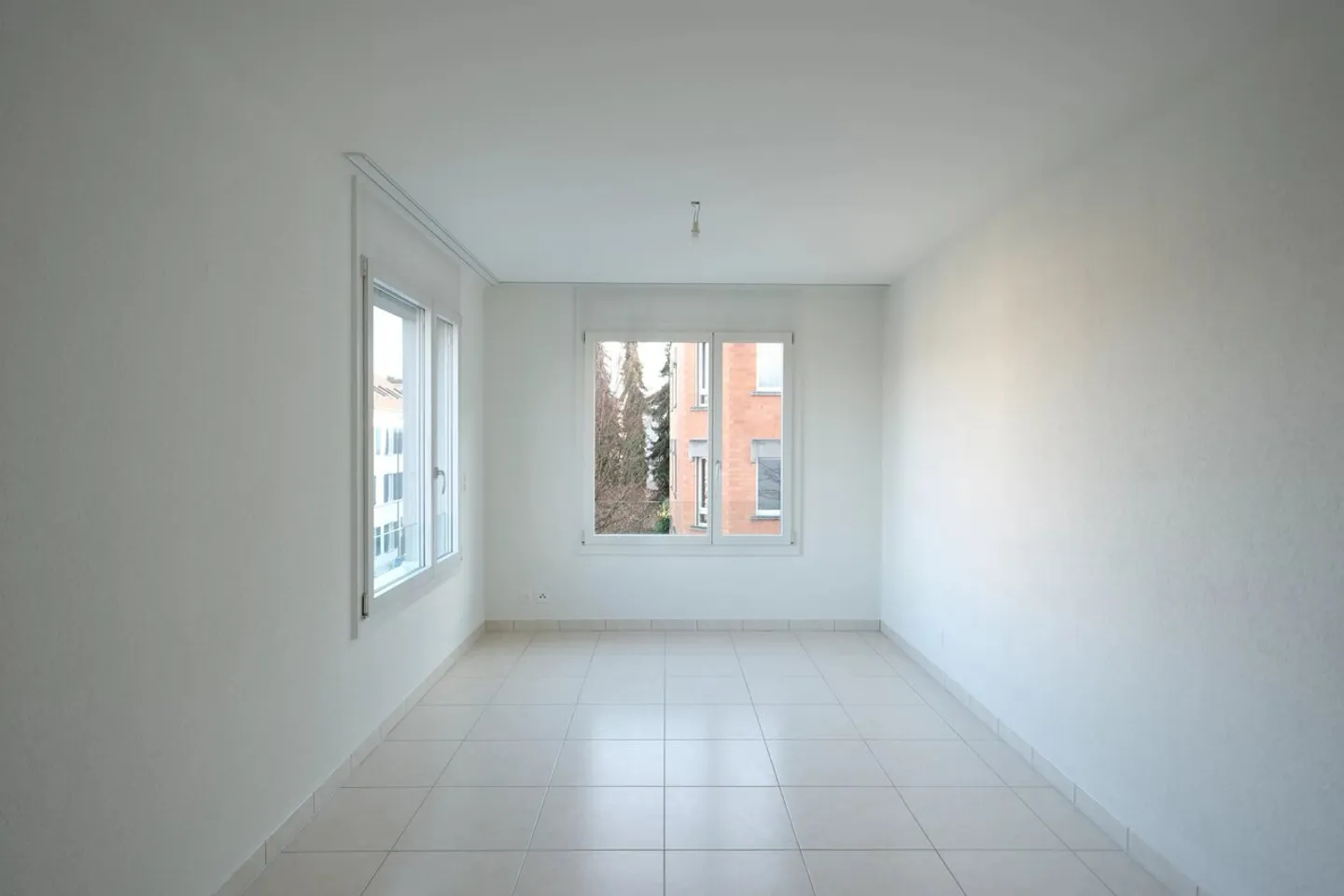 4.5 Z'-Apartment on the 1st floor with hobby room, cellar and two parking spaces - Photo 12 of 13