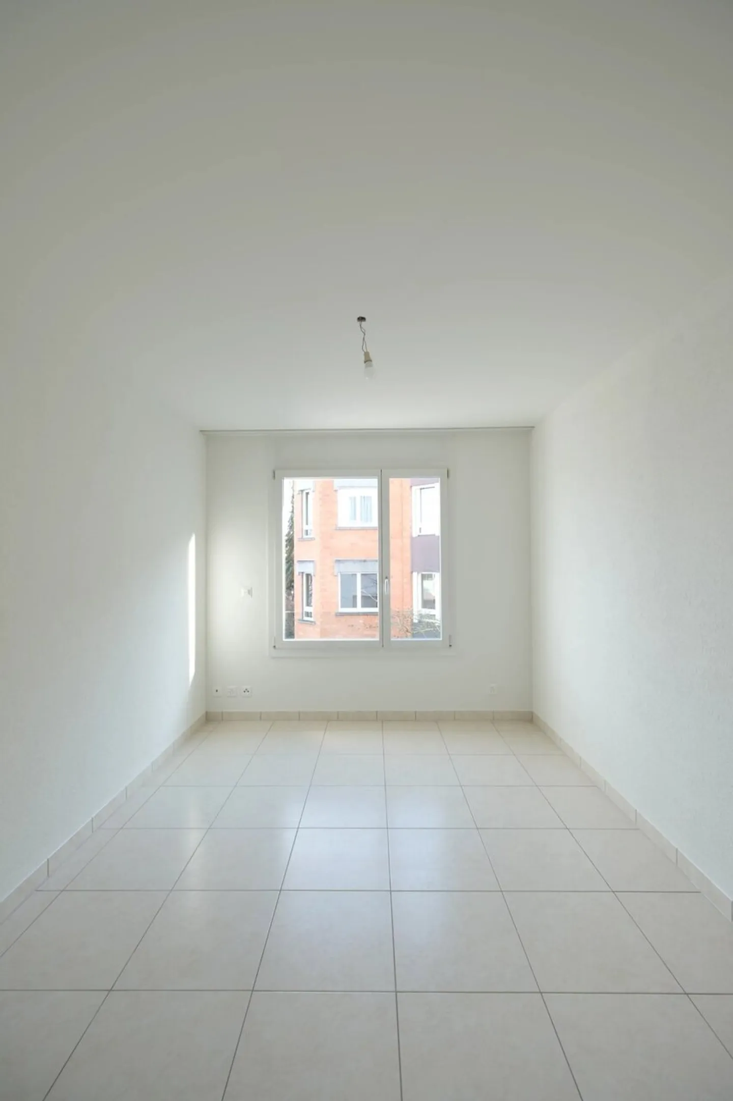 4.5 Z'-Apartment on the 1st floor with hobby room, cellar and two parking spaces - Photo 13 of 13