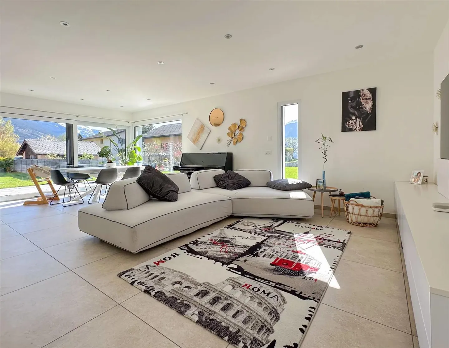 Crans-Montana Region | Magnificent Individual Modern Villa - Photo 1 of 12
