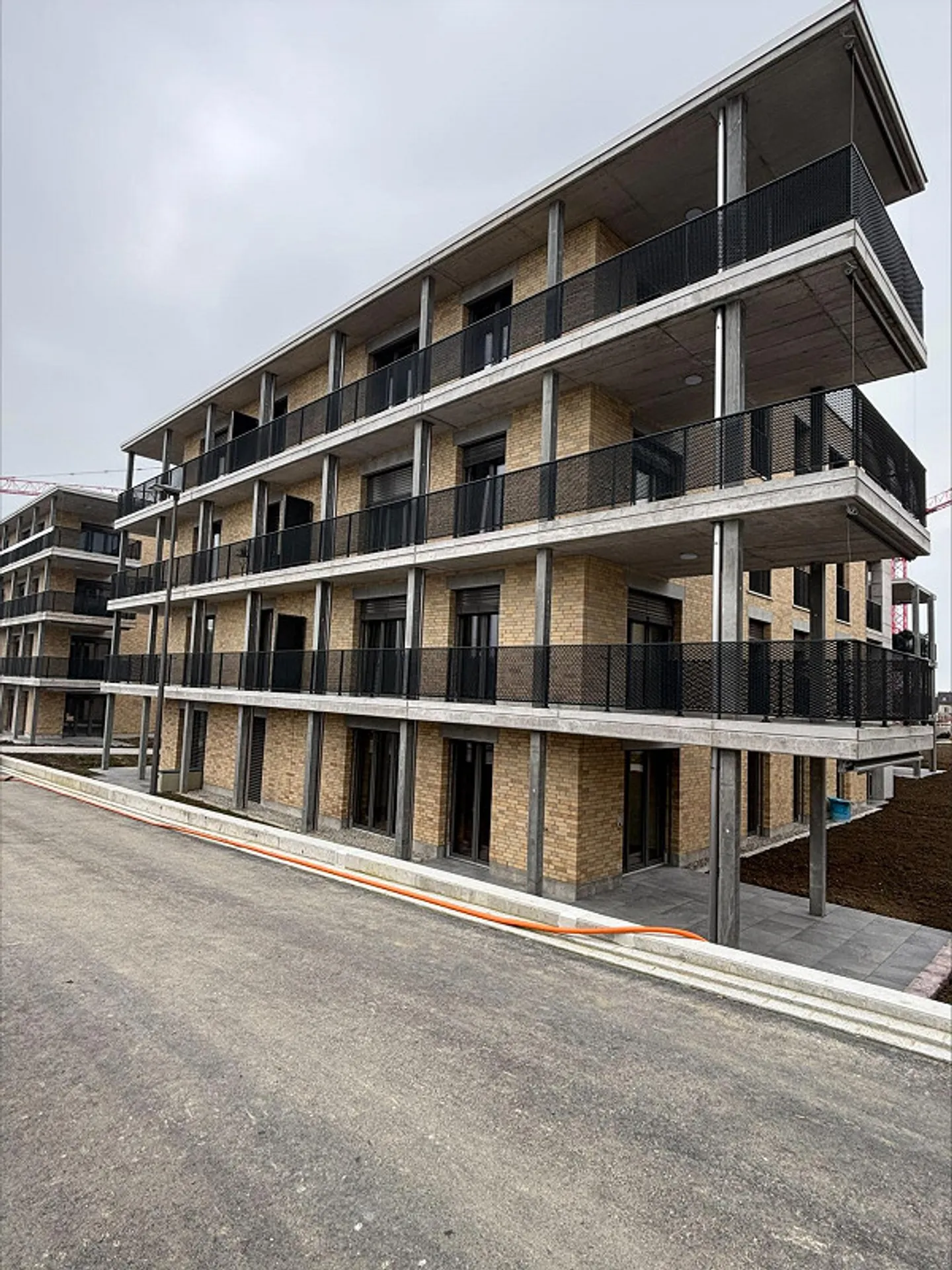 Appartement moderne de 4 ½ pièces dans le quartier Ziegeleiquartier, Berg TG - Photo 2 sur 15