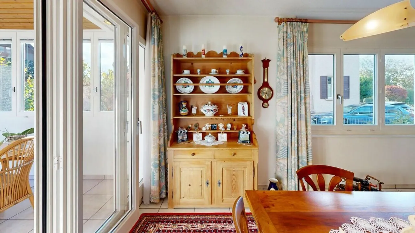 Bright 4.5-room apartment with 2 winter gardens, patio and underground parking... - Photo 6 of 39