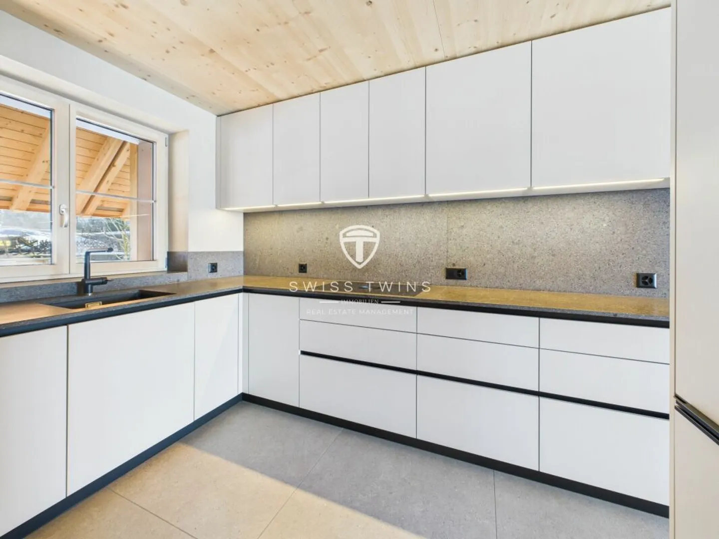 Vivere con vista - Maisonette di 4,5 stanze nel verde - Foto 2 di 26