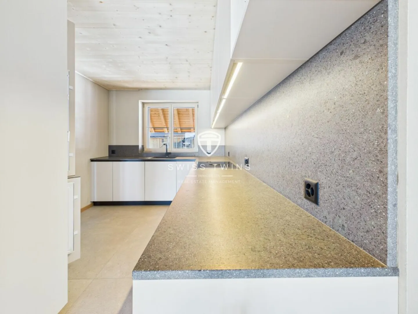 Vivere con vista - Maisonette di 4,5 stanze nel verde - Foto 3 di 26