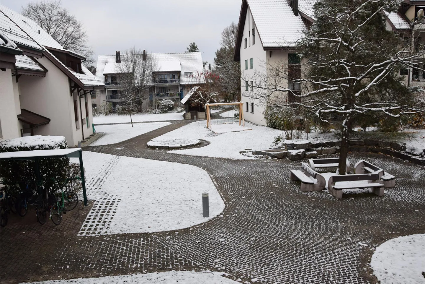 Appartement 4 pièces au 1er étage avec salle de bricolage et place de parking souterrain - Photo 16 sur 17