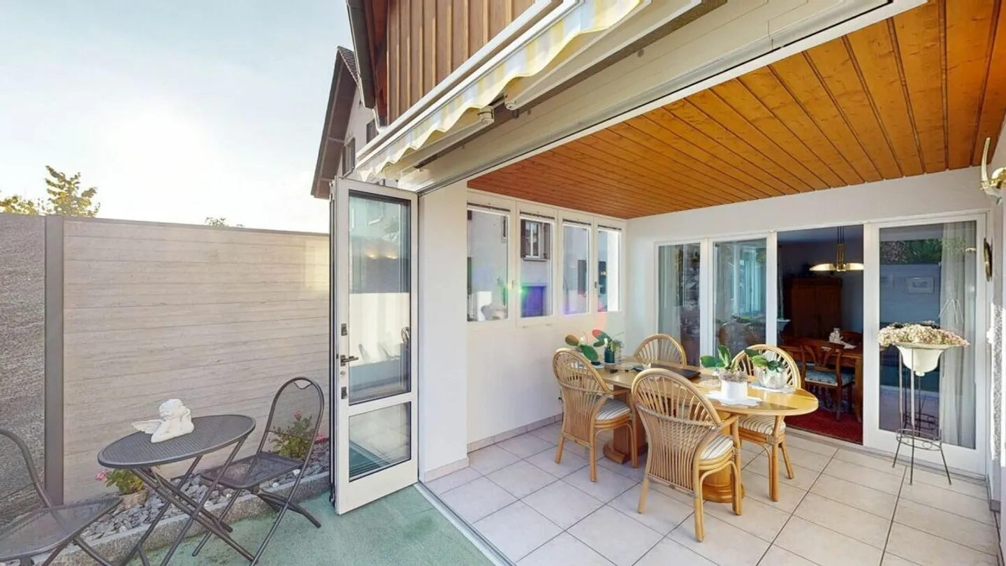 Bright 4.5-room apartment with 2 winter gardens, patio and underground parking... - Photo 11 of 39