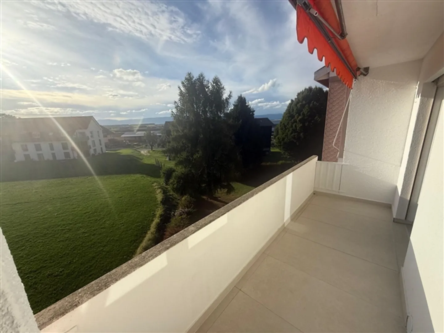 Appartamento 3,5 locali, completamente ristrutturato a Corcelles-près-Payerne - Foto 5 di 9