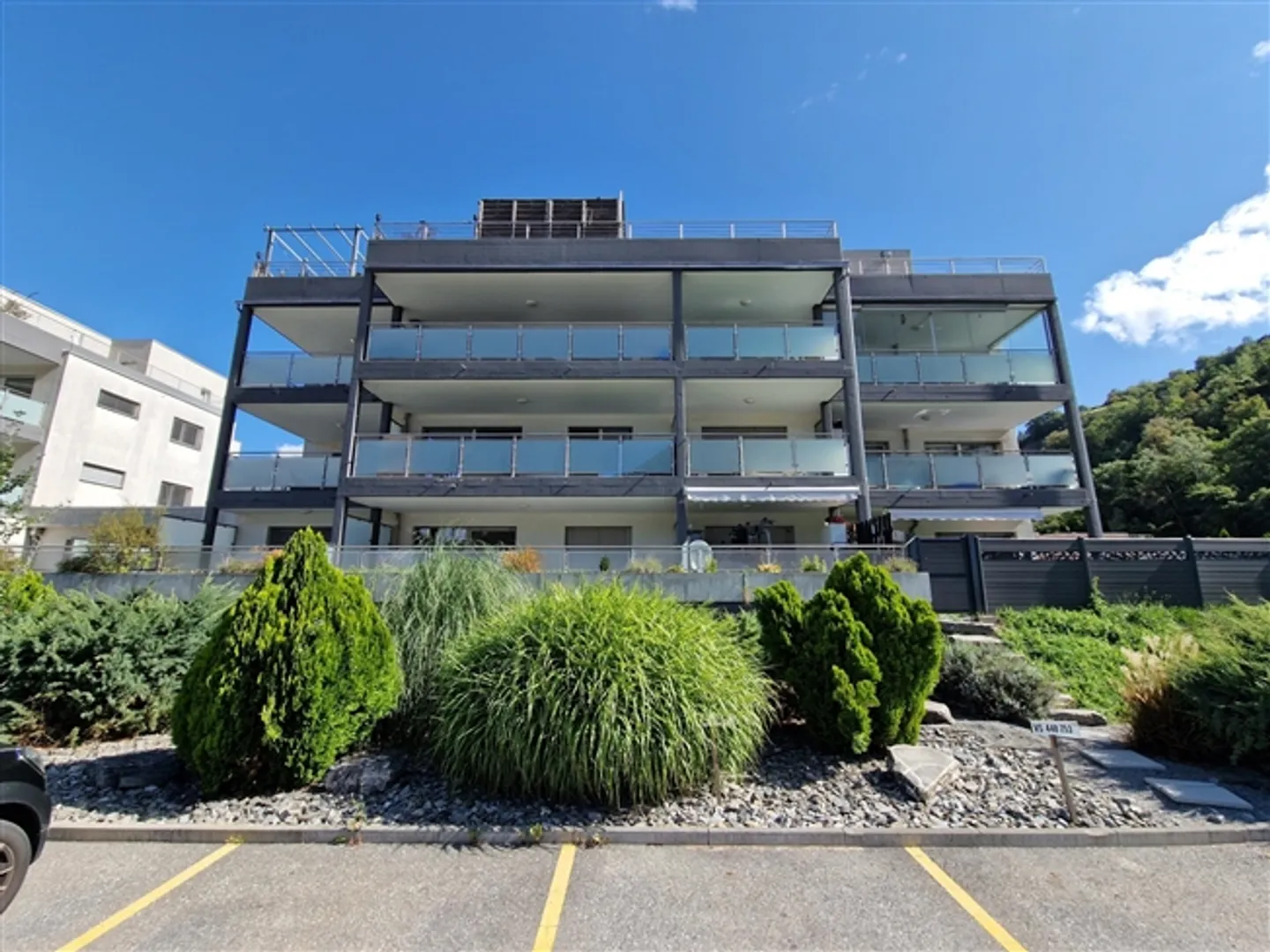 Magnifique et moderne appartement de 2.5 pièces à Aproz - Photo 11 sur 13