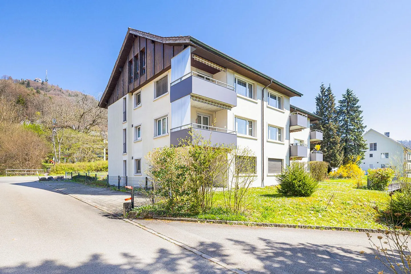 Attractive Yield Property with Stable Tenant Mix - Photo 6 of 9