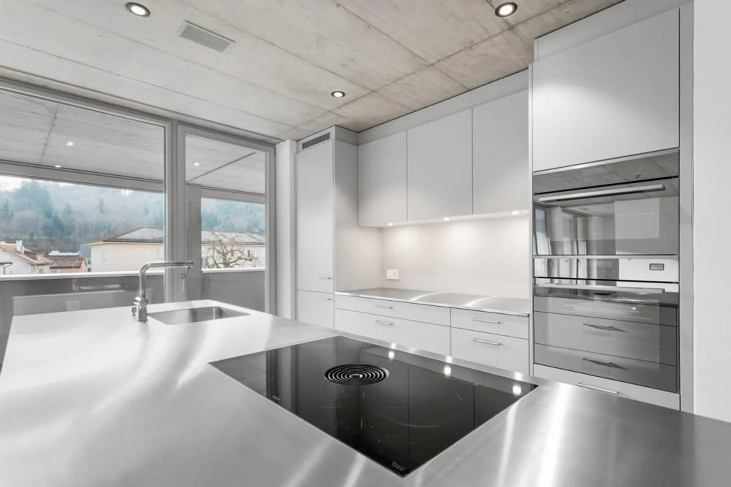 Attico esclusivo in bellissimo edificio multifamiliare - Foto 2 di 11