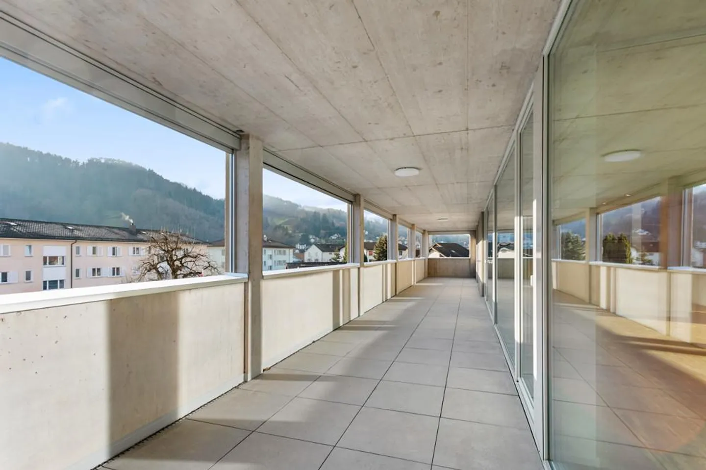 Attico esclusivo in bellissimo edificio multifamiliare - Foto 3 di 11