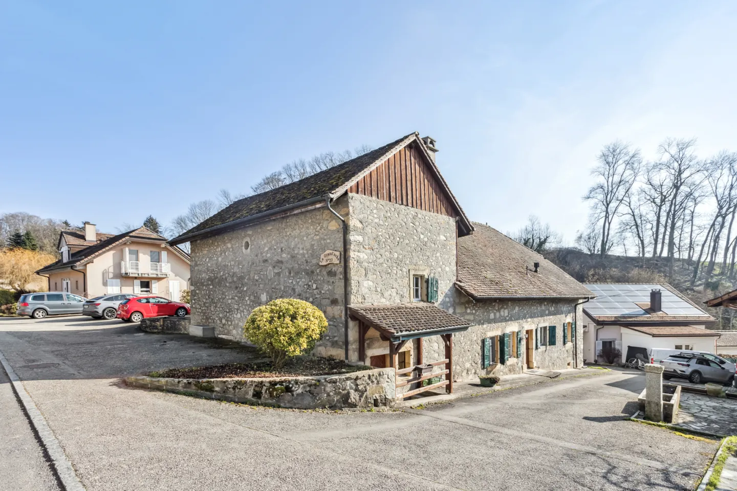 Maison de caractère à Daillens avec grand dépôt polyvalent - Photo 14 sur 15