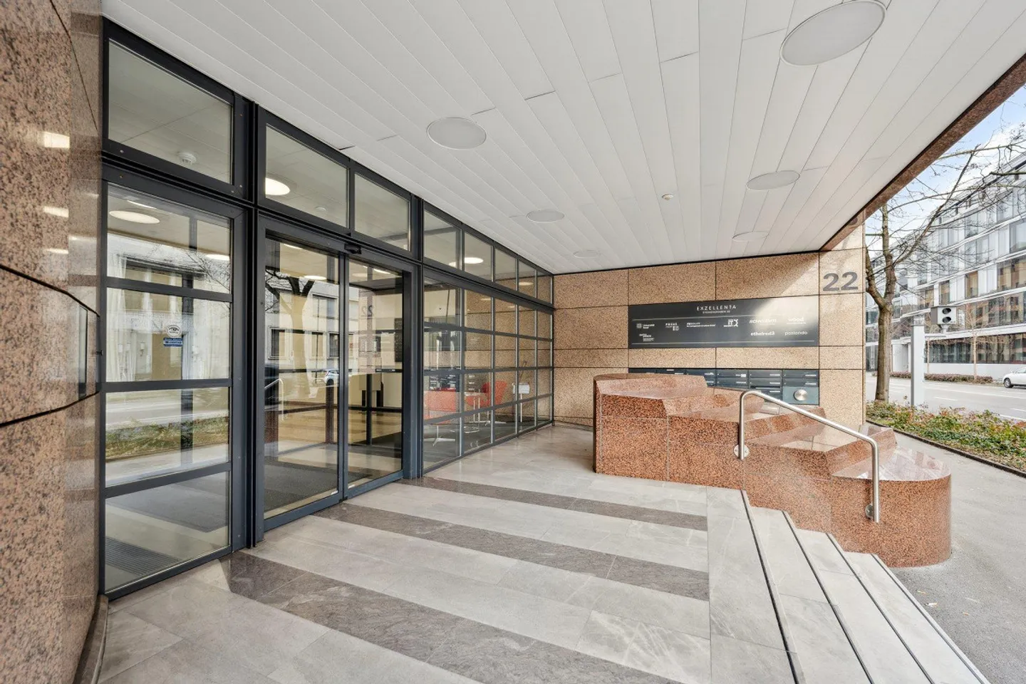 Indirizzo d'ufficio di prima classe a Basilea-Città - Foto 2 di 13