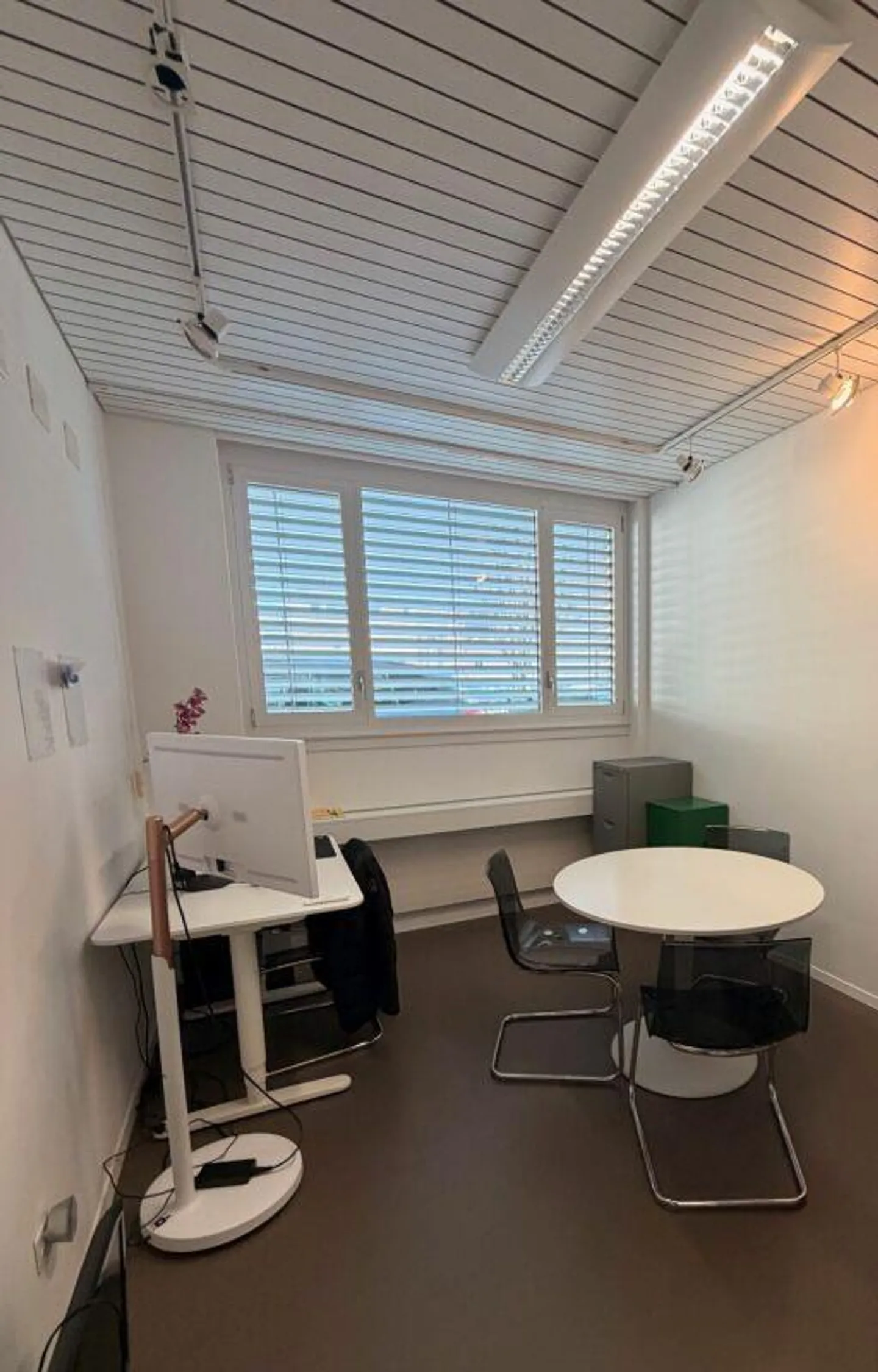 89 m2 Bürofläche an bester Lage, mitten in Lyss! - Foto 4 von 6