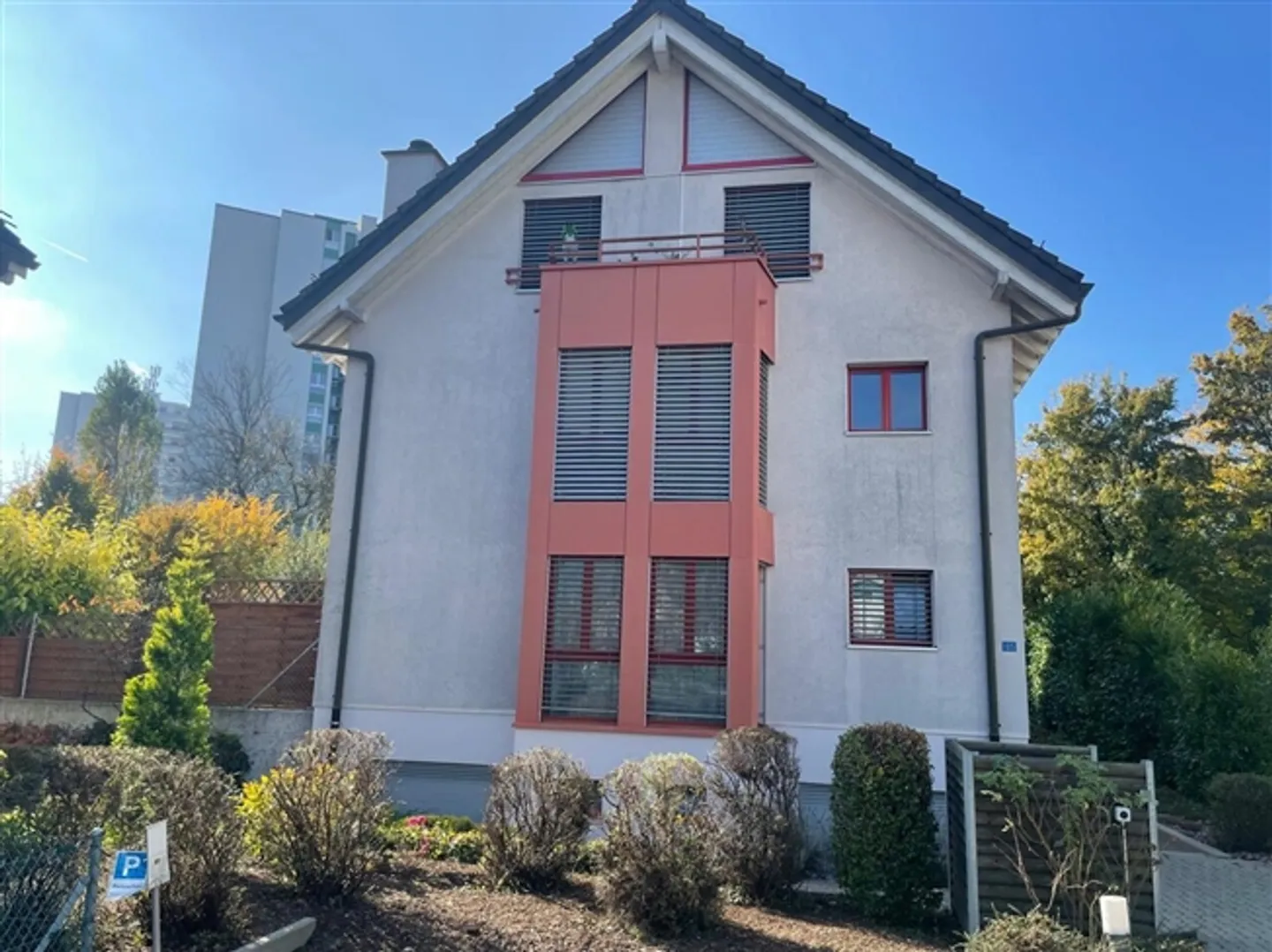 Appartement au rez-de-chaussée attrayant avec jardin (dans le cadre d'un processus d'enchères) - Photo 1 sur 11