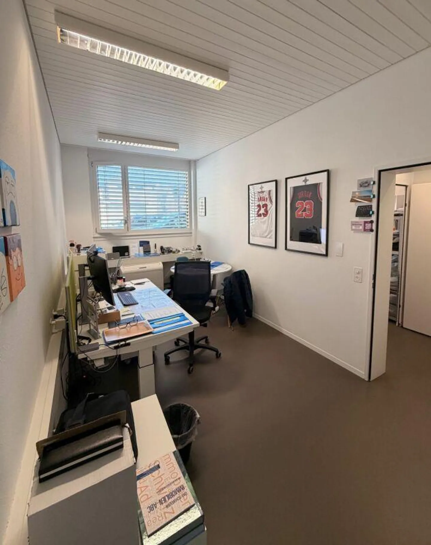 89 m2 Bürofläche an bester Lage, mitten in Lyss! - Foto 5 von 6