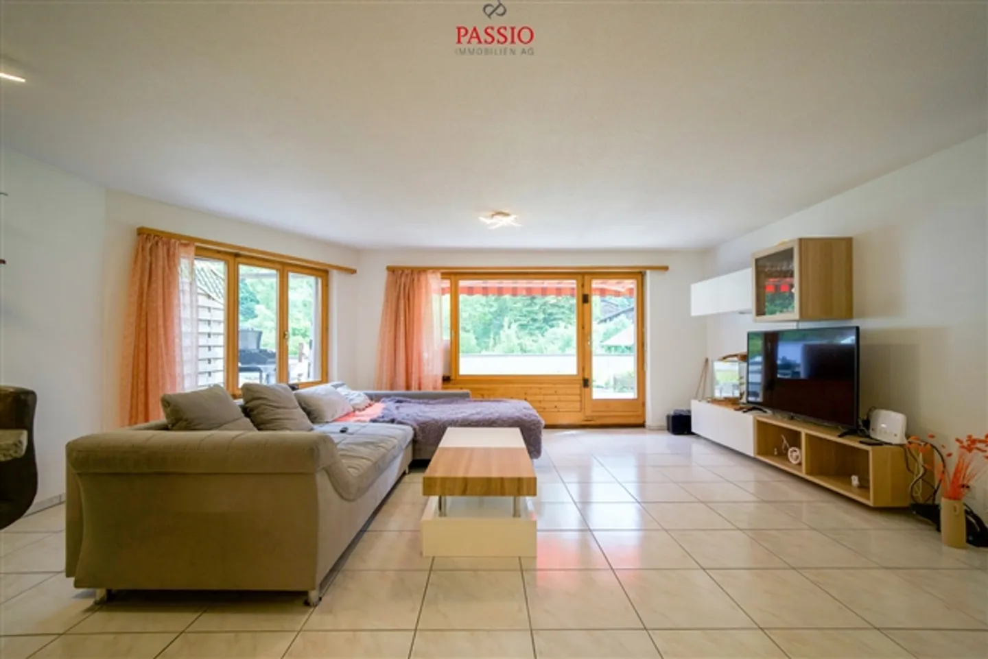 «2,5-Zimmer Wohnung mit grosser Terrasse und Spa-Bereich» - Foto 4 von 14