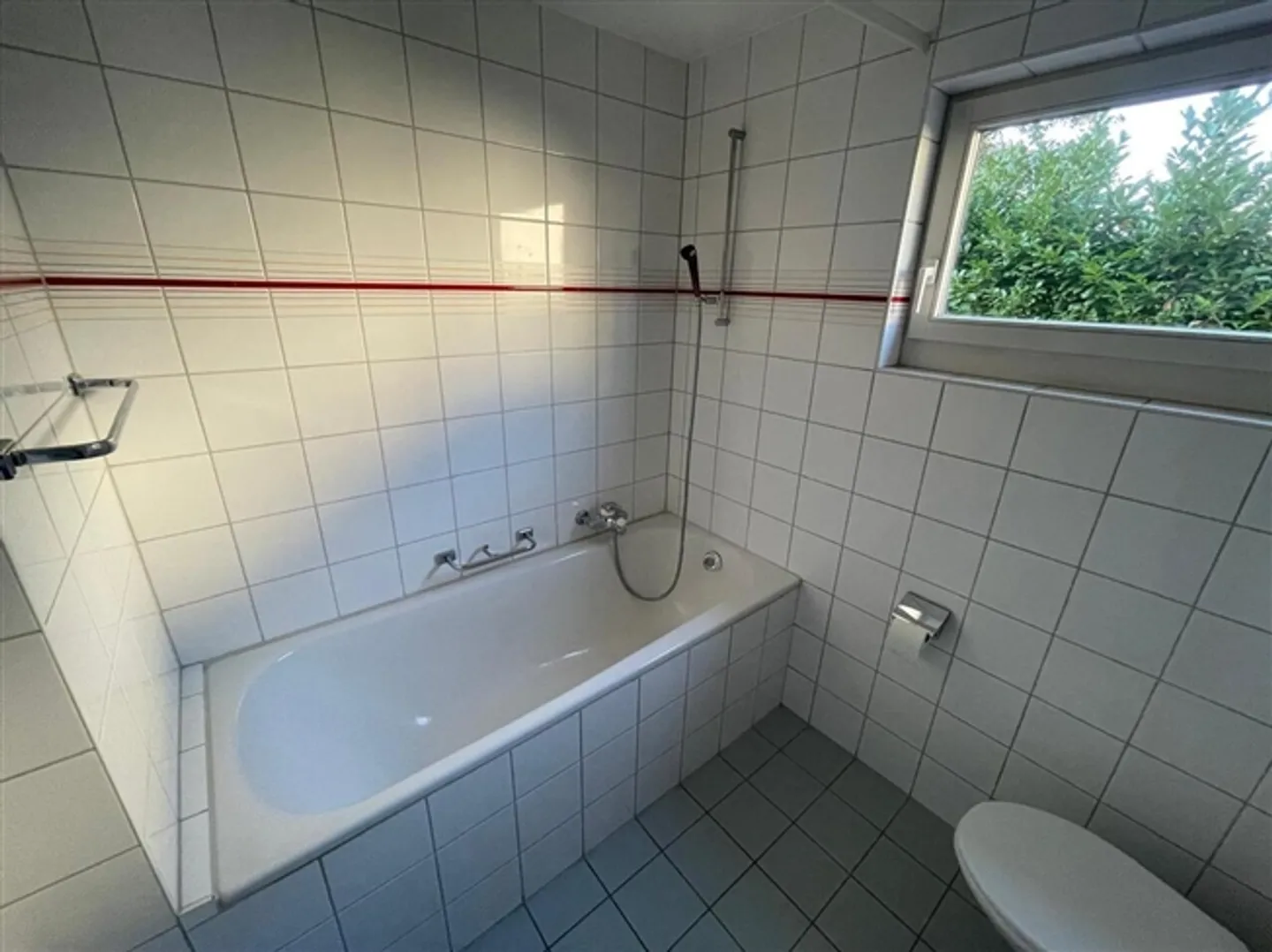 Appartement au rez-de-chaussée attrayant avec jardin (dans le cadre d'un processus d'enchères) - Photo 8 sur 11