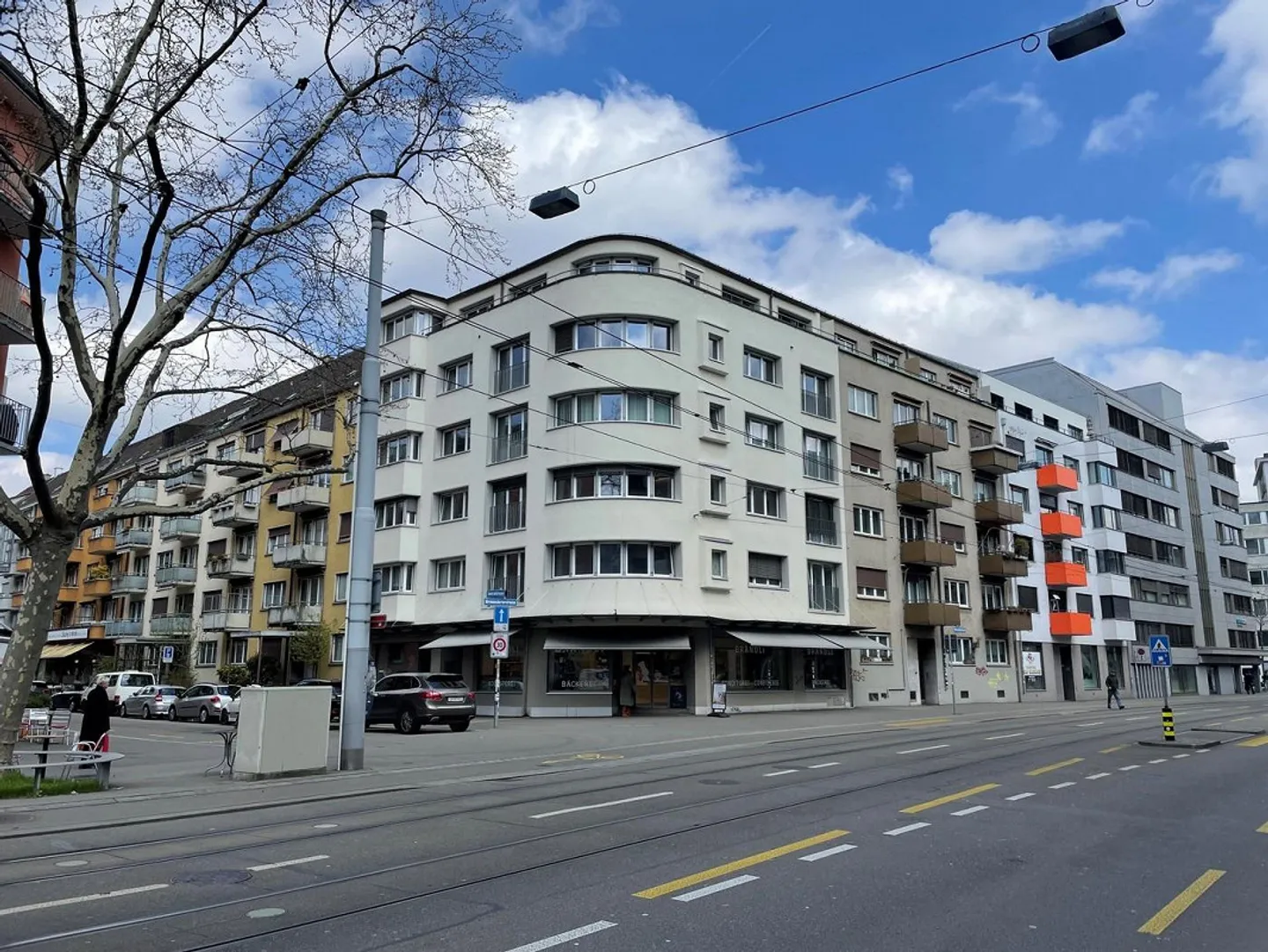 Espace commercial/bureau central à louer à Zurich Wiedikon - Photo 1 sur 9