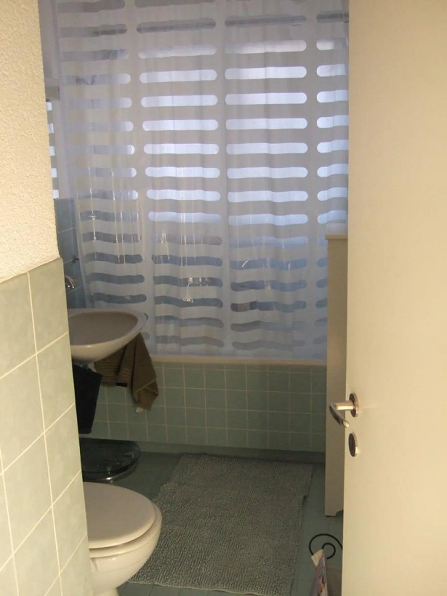 Appartement spacieux de 4,5 pièces avec terrasse étendue à Herrliberg - Photo 5 sur 8