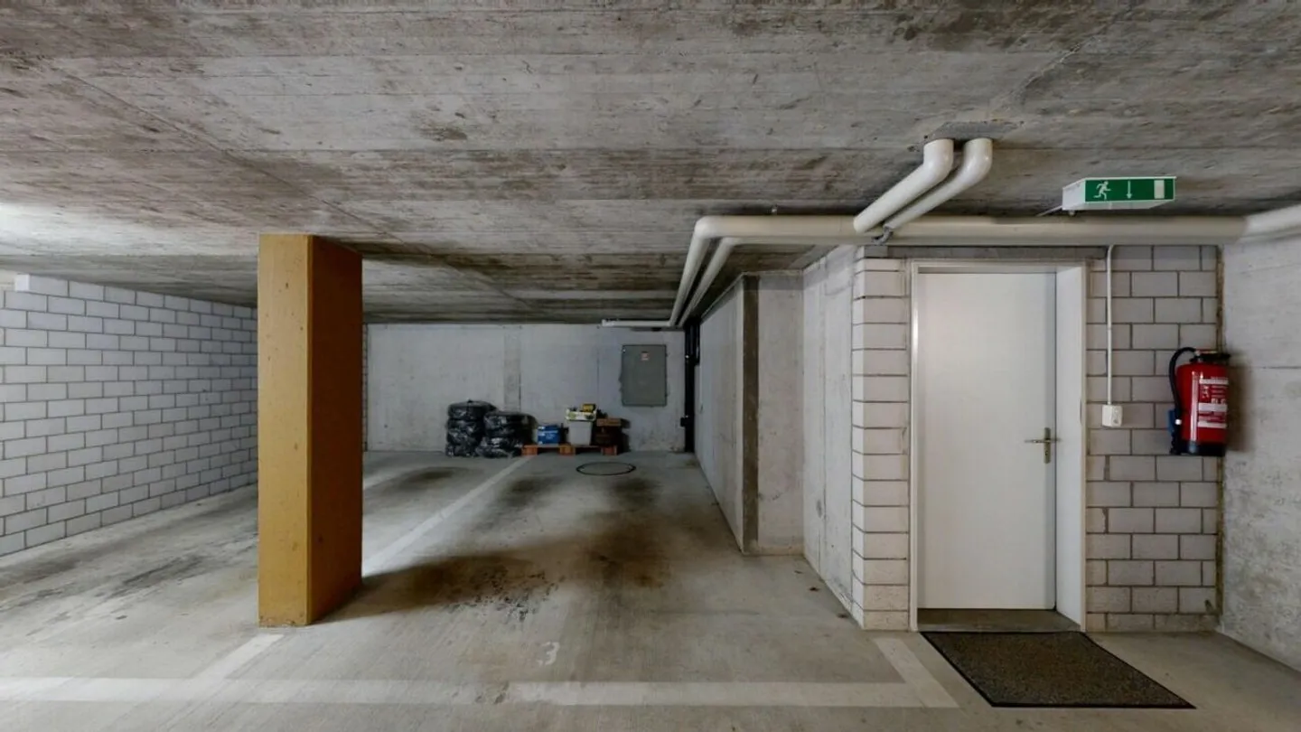 Bright 4.5-room apartment with 2 winter gardens, patio and underground parking... - Photo 31 of 39