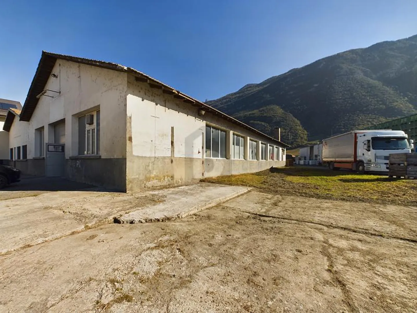 UN POTENZIALE DI TRASFORMAZIONE DI QUATTRO PIANI - Foto 4 di 5