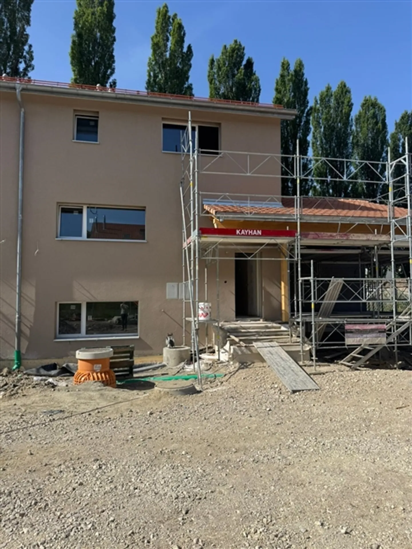 «ZU VERMIETEN – 3 NEUE VILLEN IN MISERY-COURTION – WOHNLICH UND RUHIG» - Foto 3 von 9