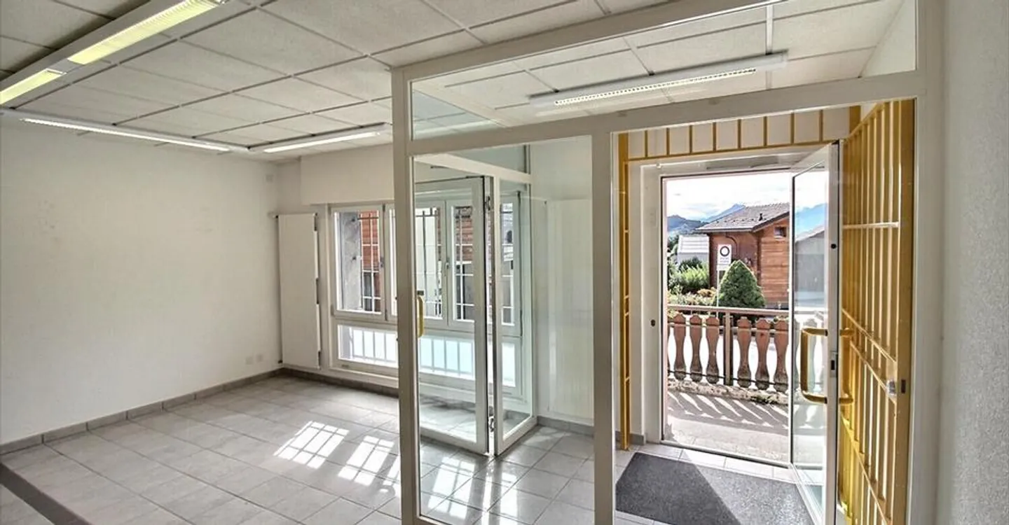 Edificio ad uso misto in affitto - Foto 13 di 13