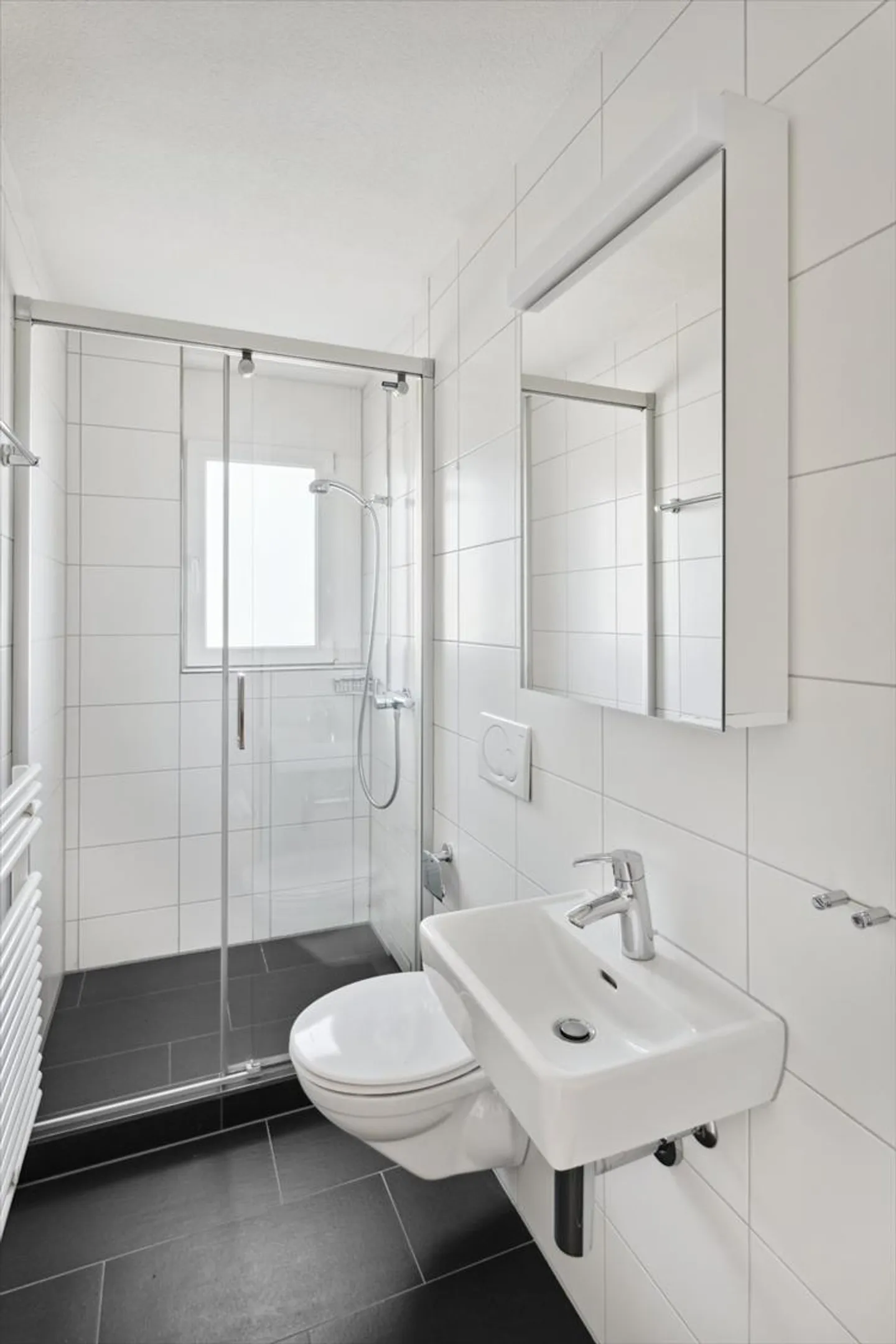 Vivere in un quartiere tranquillo con vista! - Foto 5 di 8