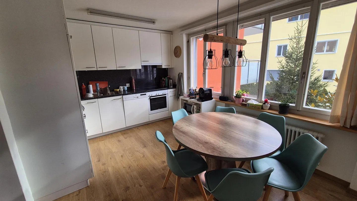 Appartement lumineux et spacieux à louer à Walenstadt - Photo 2 sur 11