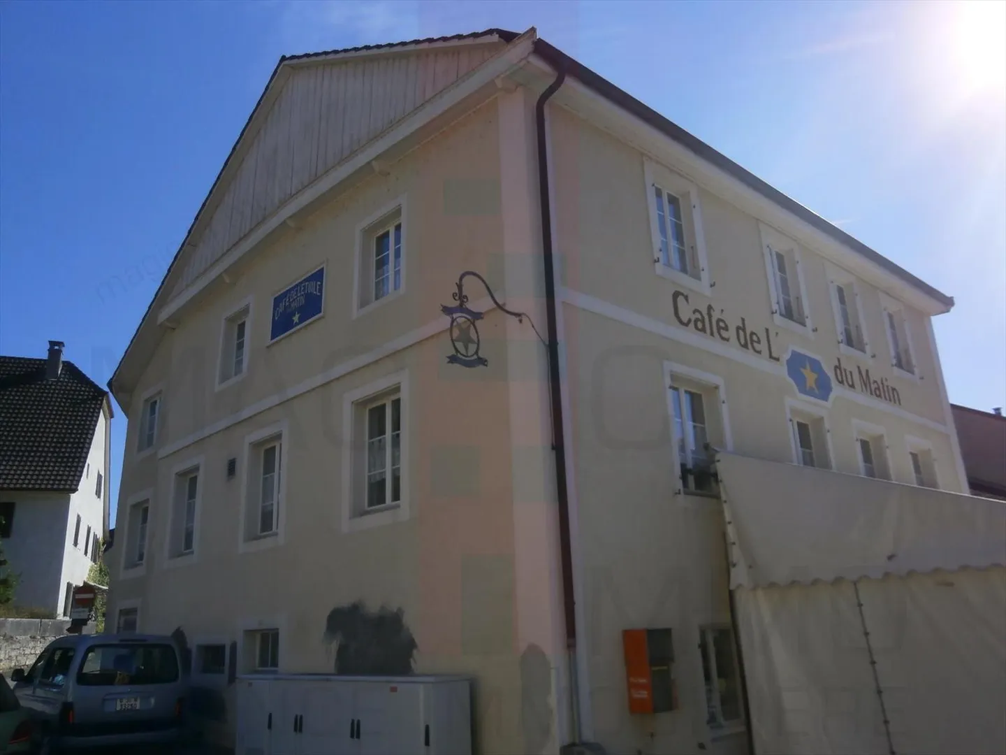 Mischgenutztes Gebäude kaufen - Foto 2 von 8