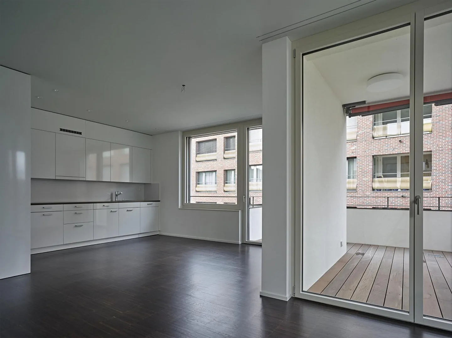 Stilvolle 2.5 Zimmerwohnung - Foto 2 von 7