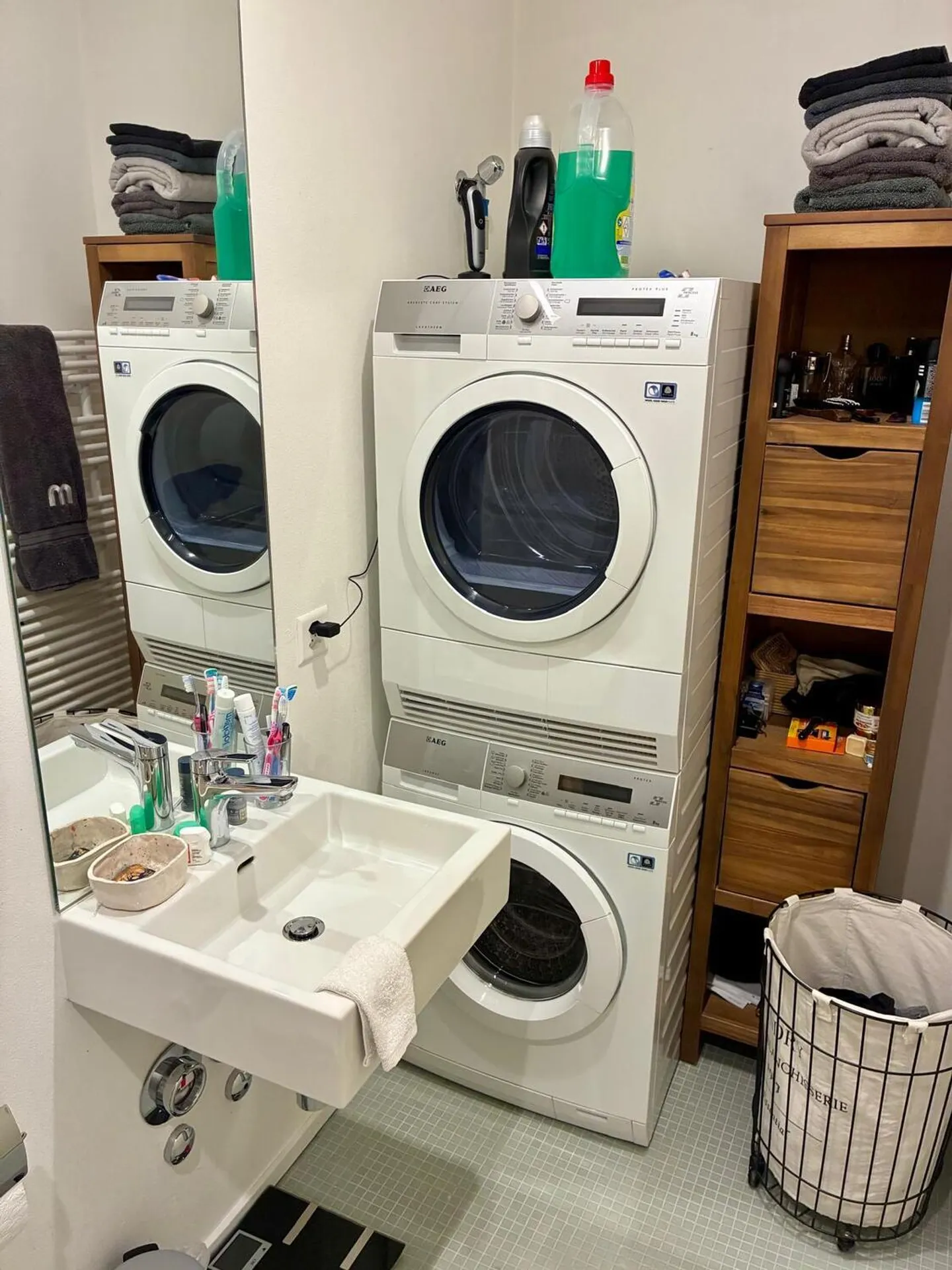 Cozy Apartment with All Amenities - Photo 8 of 8