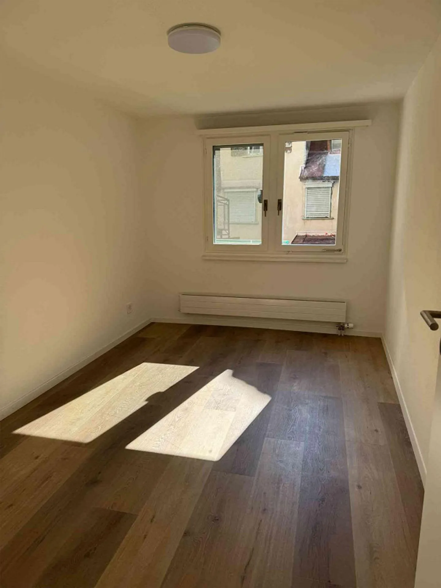 Renovated 2.5-room apartment in the center of Altstätten - Photo 4 of 5