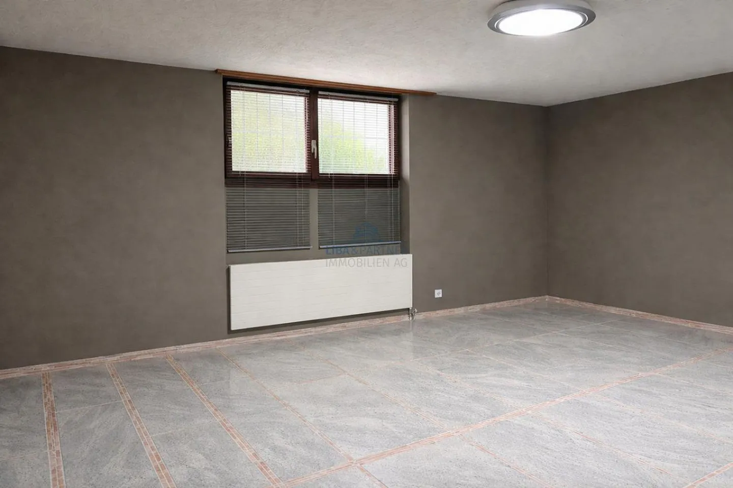 Vivre avec caractère : Galerie, cuisine moderne et terrasse ensoleillée - Photo 9 sur 10